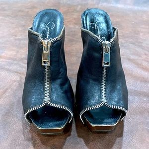 Jessica Simpson Mules/Clogs